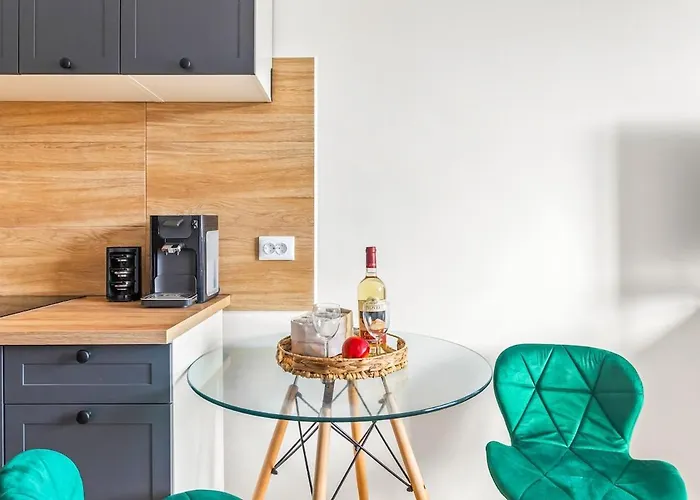 Apartment 42
