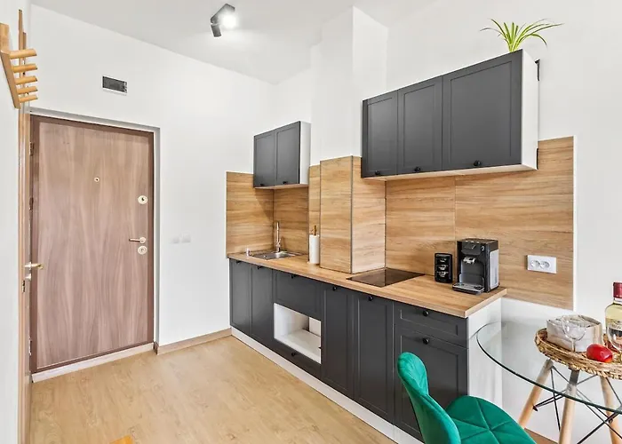 Apartment 42